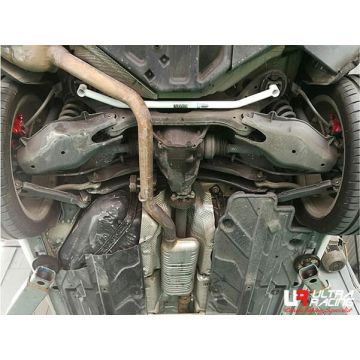 Rear Lower Brace Ultra Racing for Mercedes C-Class/ AMG 07+ W204